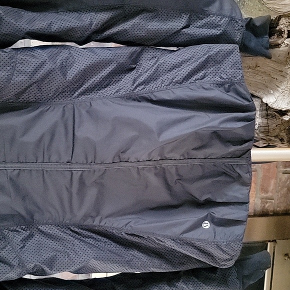 Lululemon Athletica Womens Run Take Flight Full Zip/ZipUp Jacket Black Size 6 - Picture 8 of 13